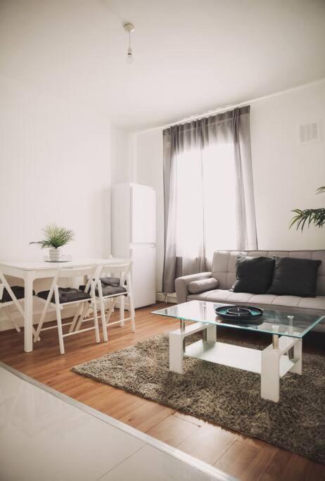 3 Bed Flat With Balcony Central Λονδίνο Εξωτερικό φωτογραφία