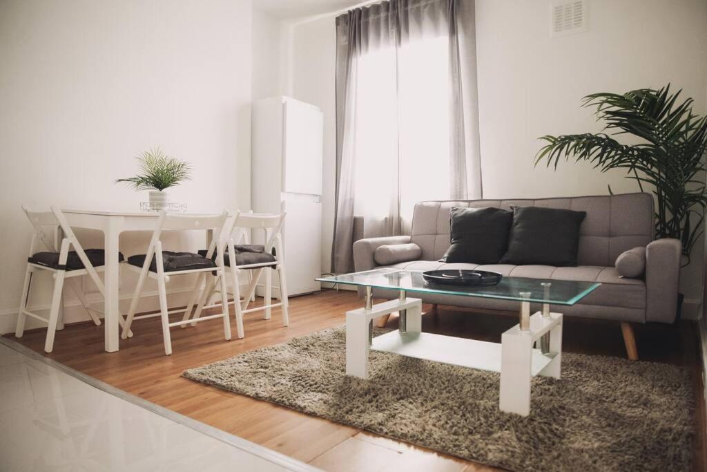 3 Bed Flat With Balcony Central Λονδίνο Εξωτερικό φωτογραφία